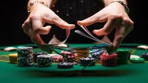 Tampilan permainan Jewels of Prosperity dengan simbol-simbol berharga dan fitur bonus